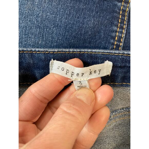 Copper Key Juniors Denim Skirt, Size 3 - Picture 3 of 5